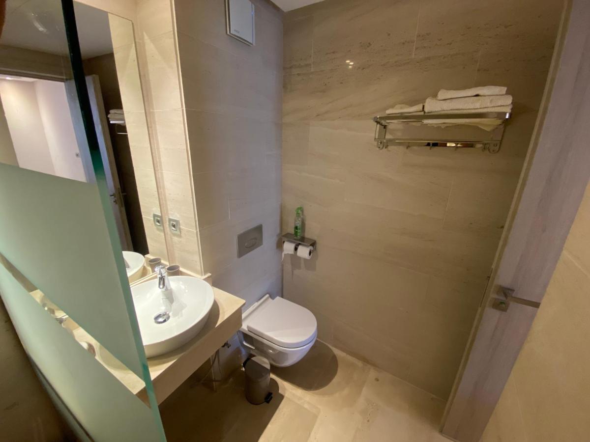 Très beau studio à Ain Diab Casablanca Extérieur photo
